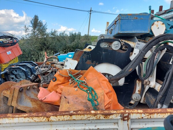 26#6799 Attrezzature e materiale da cantiere in vendita - foto 12