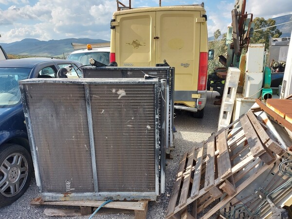 26#6799 Attrezzature e materiale da cantiere in vendita - foto 33