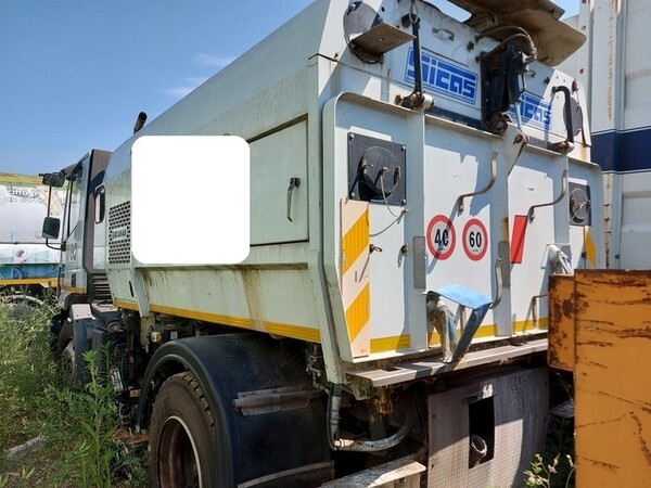 20#6803 Spazzatrice Iveco Scarab in vendita - foto 1
