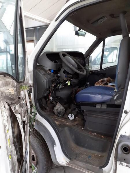 51#6803 Vasca ribaltabile Iveco in vendita - foto 2
