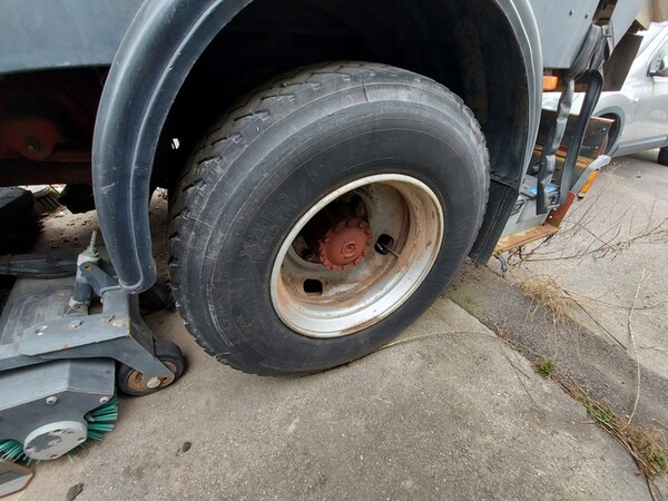 52#6803 Spazzatrice Iveco in vendita - foto 12