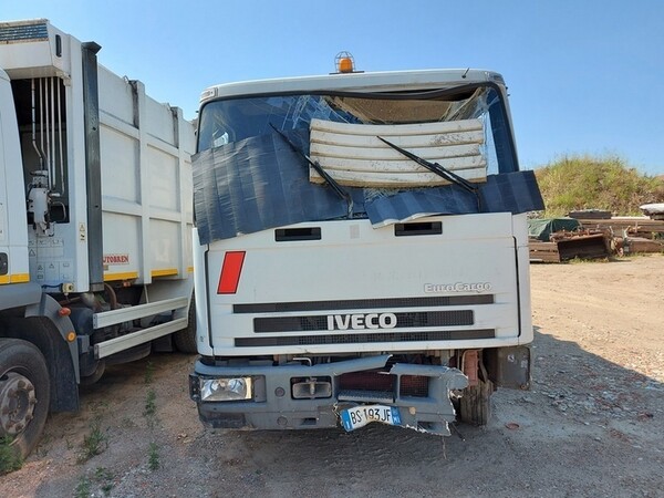 9#6803 Minicompattatore 2 assi Farid Valle Teiro in vendita - foto 2