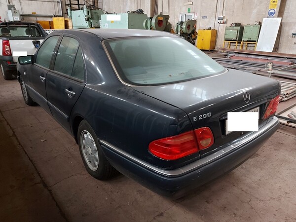 7#6807 Automobile Mercedes E200 in vendita - foto 3