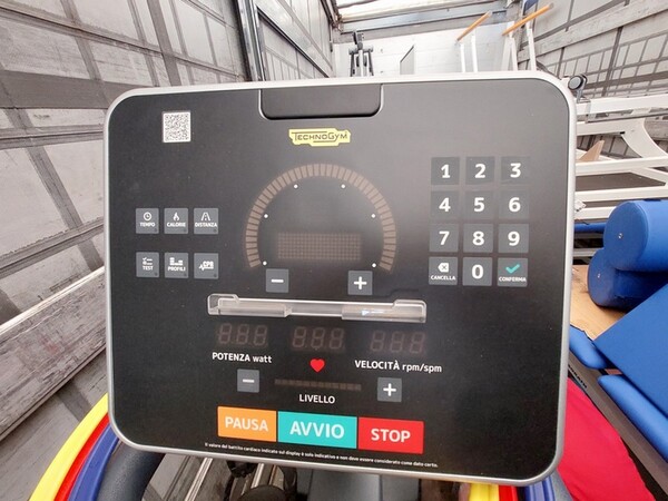 4#6813 Attrezzature per ambulatorio medico in vendita - foto 8