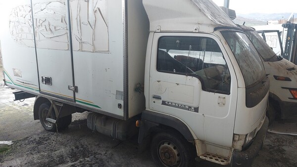 14#6815 Furgone Nissan in vendita - foto 4