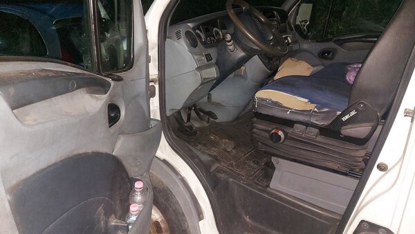 17#6815 Furgone Iveco in vendita - foto 4
