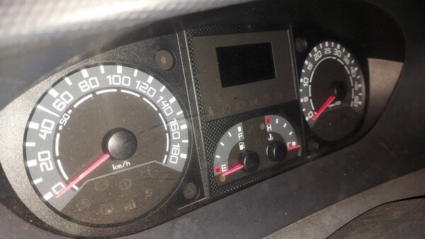 17#6815 Furgone Iveco in vendita - foto 8