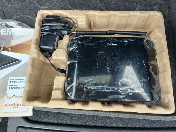 2#6815 Arredi ed attrezzature per ufficio in vendita - foto 9