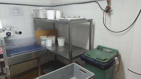 4#6815 Attrezzature per il confezionamento di formaggi. in vendita - foto 11