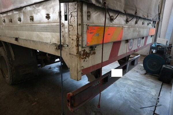 7#6816 Autocarro centinato Iveco in vendita - foto 4