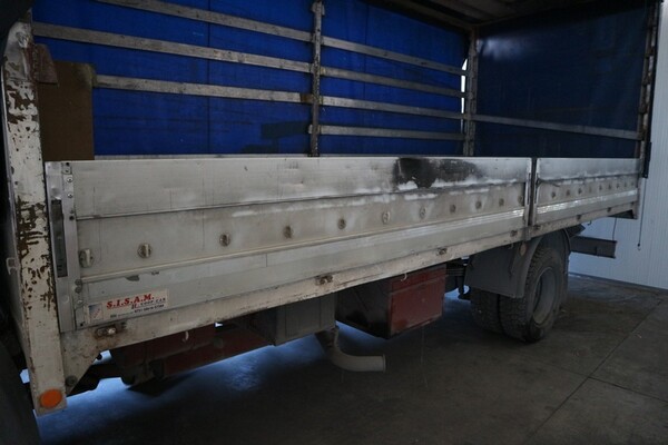 7#6816 Autocarro centinato Iveco in vendita - foto 6