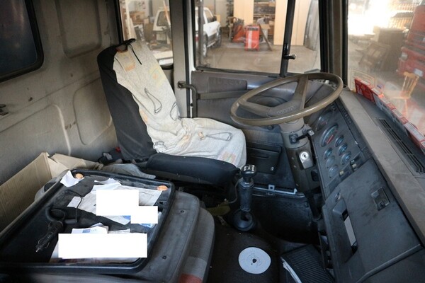 7#6816 Autocarro centinato Iveco in vendita - foto 9