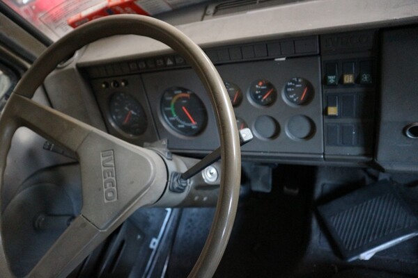7#6816 Autocarro centinato Iveco in vendita - foto 11