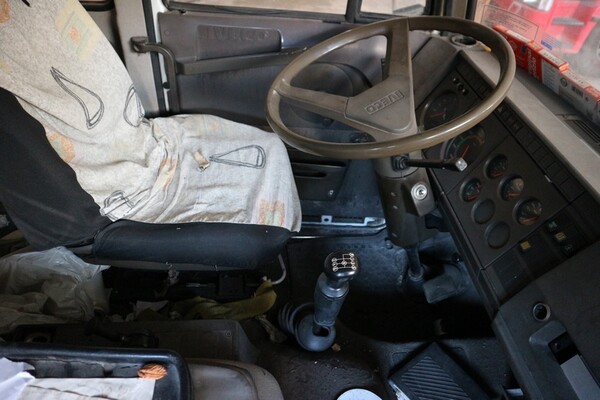 7#6816 Autocarro centinato Iveco in vendita - foto 13