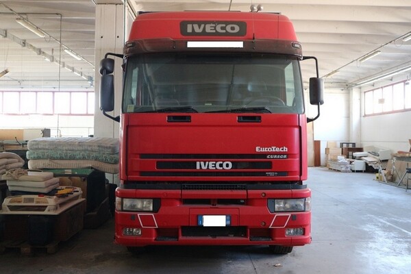 8#6816 Autocarro centinato Iveco in vendita - foto 3