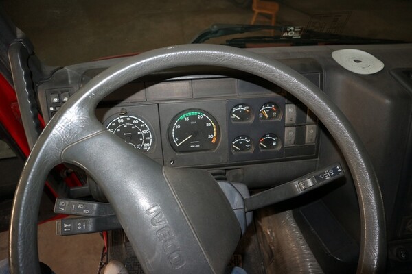 8#6816 Autocarro centinato Iveco in vendita - foto 18