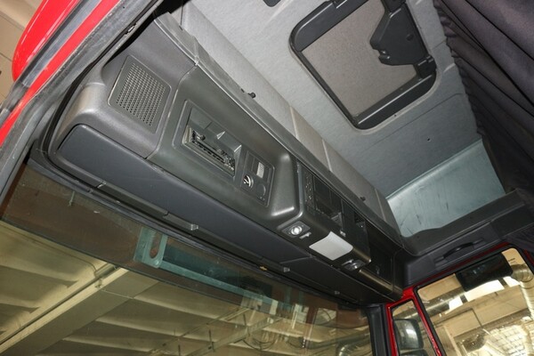 8#6816 Autocarro centinato Iveco in vendita - foto 24