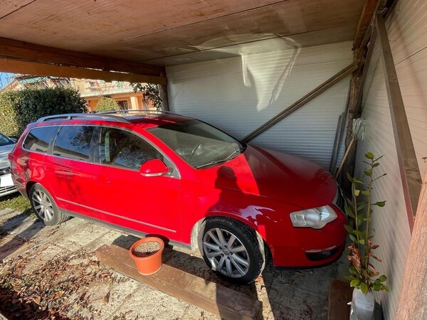 18#6818 Autovettura Volkswagen Passat Variant in vendita - foto 1