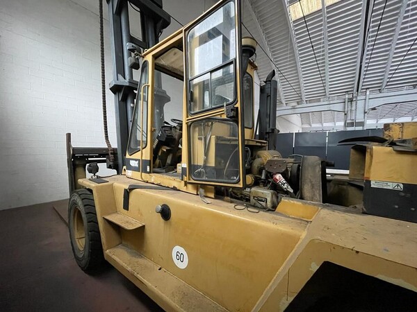 11#6827 Carrello elevatore Caterpillar in vendita - foto 5