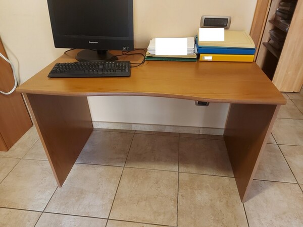 2#6830 Arredamento e attrezzatura informatica in vendita - foto 9