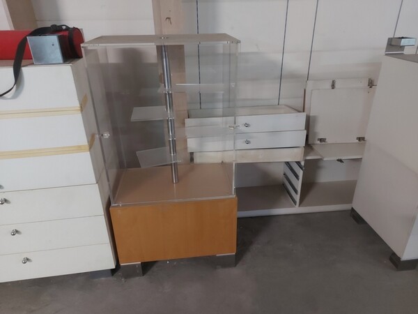 3#6830 Arredamento e attrezzatura informatica in vendita - foto 17
