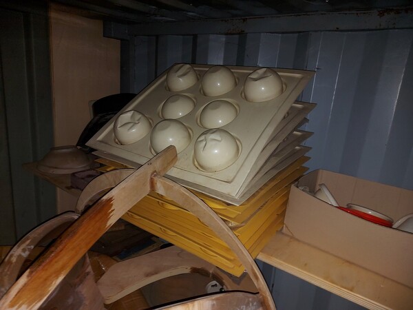 1#6834 Container e stampi per cucce per cani in vendita - foto 24