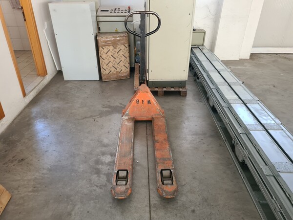 1#6840 Arredi da ufficio e ricambi automotive ed elettrici in vendita - foto 28