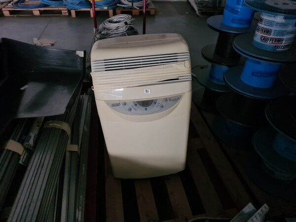 1#6840 Arredi da ufficio e ricambi automotive ed elettrici in vendita - foto 44