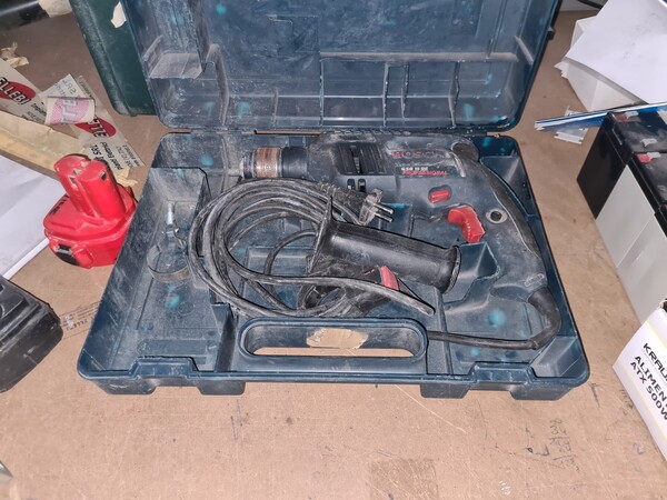 1#6840 Arredi da ufficio e ricambi automotive ed elettrici in vendita - foto 51