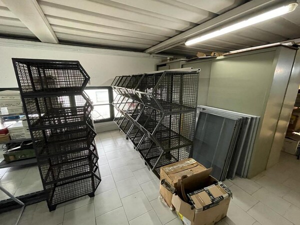 1#6841 Scaffalature e carrelli porta pelli in vendita - foto 54