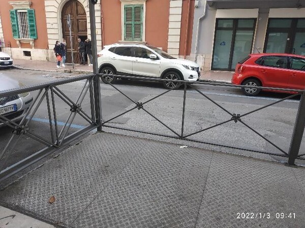 1#6846 Attrezzature e arredamento per ristorante in vendita - foto 20