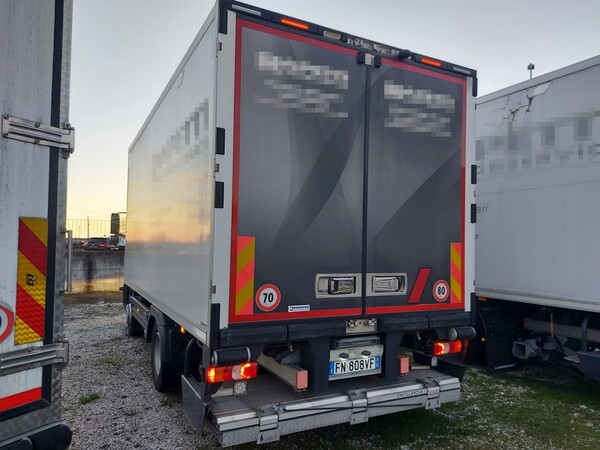 1#6862 Autocarro isotermico Mercedes Atego 1324L/36 E6 in vendita - foto 5
