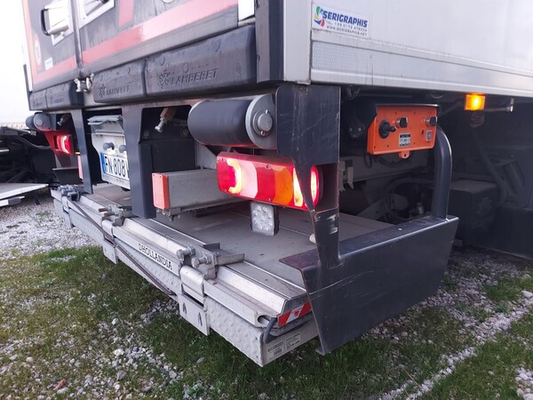 1#6862 Autocarro isotermico Mercedes Atego 1324L/36 E6 in vendita - foto 7