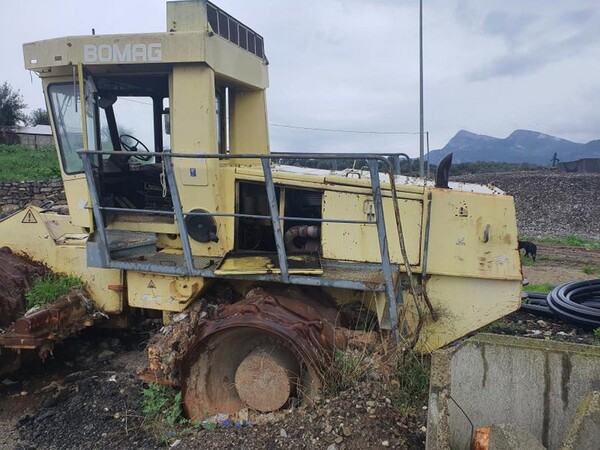 4#6864 Compattatore rifiuti Bomag in vendita - foto 2