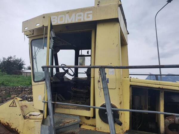 4#6864 Compattatore rifiuti Bomag in vendita - foto 3