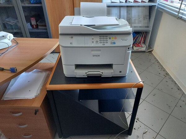 1#6870 Arredi e attrezzatura da ufficio in vendita - foto 8