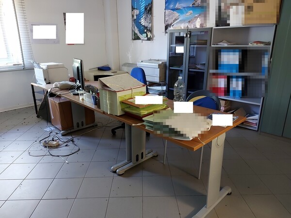 1#6870 Arredi e attrezzatura da ufficio in vendita - foto 14