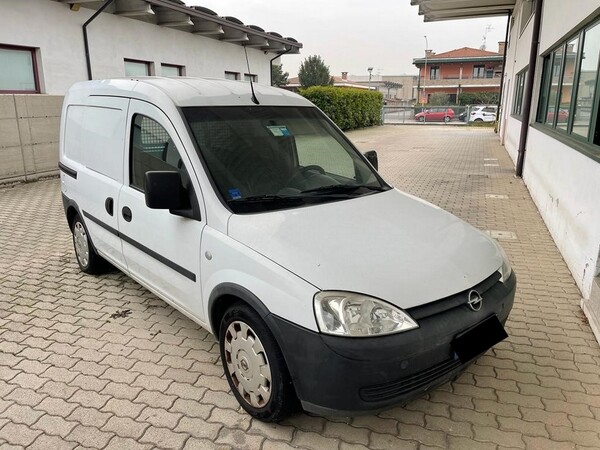 2#6873 Autocarro Opel Combo Van in vendita - foto 1