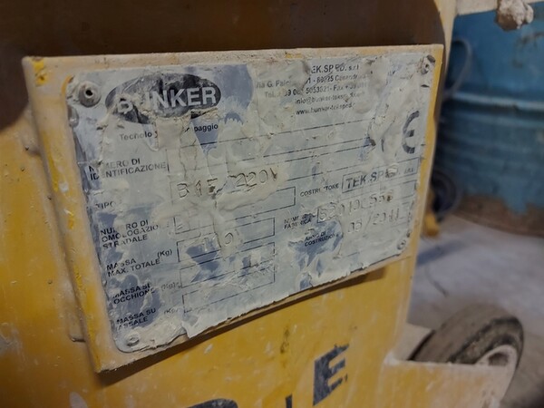 10#6880 Attrezzature edili in vendita - foto 9