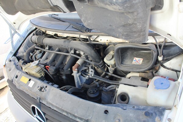 2#6883 Furgone cassonato Mercedes in vendita - foto 6