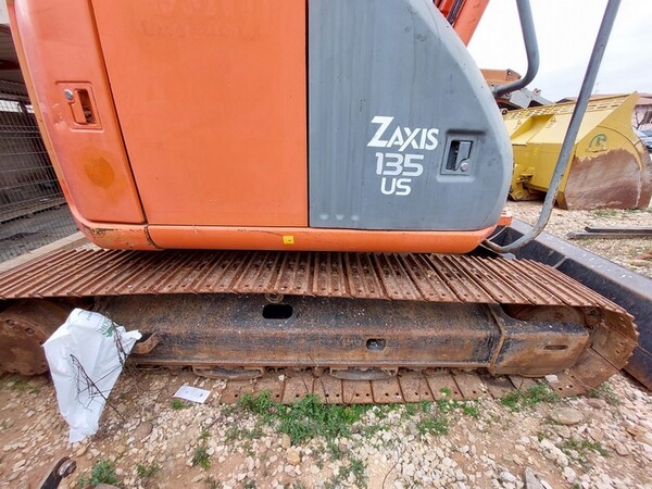 2#6884 Escavatore cingolato Hitachi ZX135US in vendita - foto 5