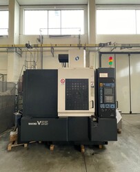 Centro di lavoro verticale Makino - Lotto 1 (Asta 6891)
