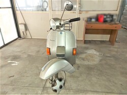 Piaggio Vespa motorcycle - Lot 0 (Auction 6895)