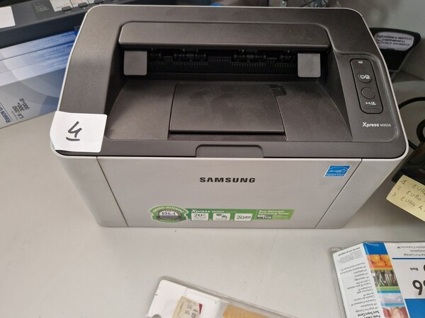 3#6900 Ricambi  e attrezzature per auto e ufficio in vendita - foto 8