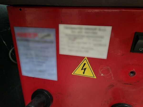 3#6900 Ricambi  e attrezzature per auto e ufficio in vendita - foto 26