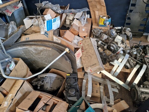 3#6900 Ricambi  e attrezzature per auto e ufficio in vendita - foto 37