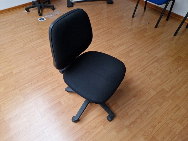 3#6900 Ricambi  e attrezzature per auto e ufficio in vendita - foto 50