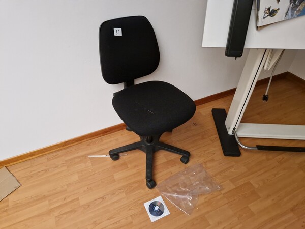 3#6900 Ricambi  e attrezzature per auto e ufficio in vendita - foto 51
