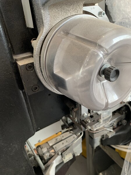 2#6912 Macchine automatiche per bottoni Sicom Srl in vendita - foto 3