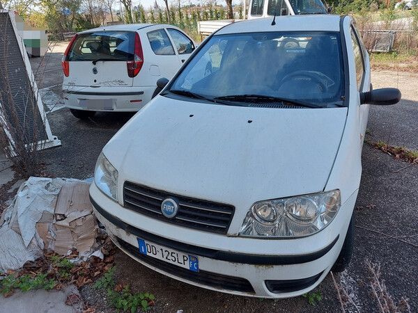 Furgoni in vendita